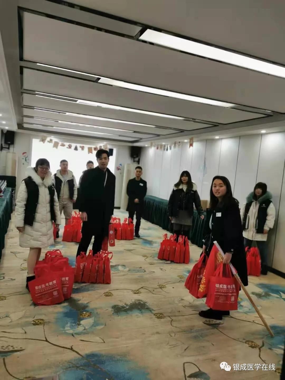 懷化弘醫教育服務有限公司,銀成醫考,銀成學校,湖南臨床醫師考試服務,湖南執業藥師考試服務